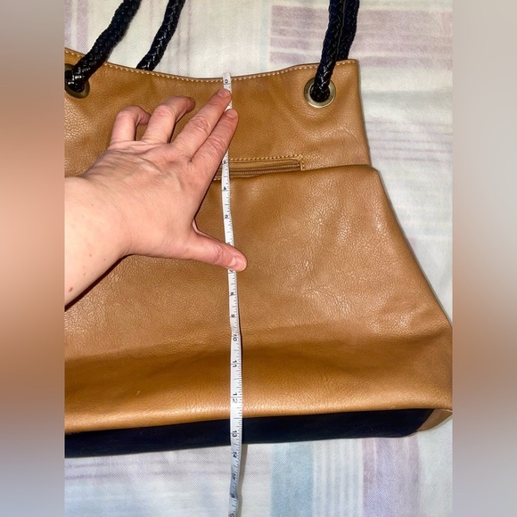 Michael Kors bag. Perfect condition - Picture 4 of 6